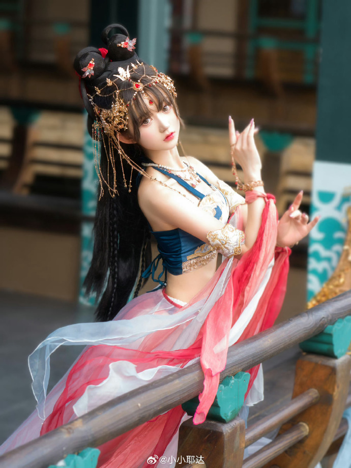 芭比 封面